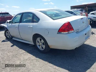 2014 Chevrolet Impala LS z VIN 2G1WA5E39E1176461, wystawiony jako IAAI lot #42056216 z przebiegiem 130 482 mil mil oraz . Historia ofert i sprzedaży dostępna na DreamBid. Obrazek 3.