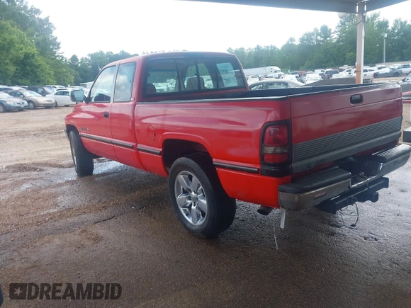 1995 Dodge 1500 z VIN 3B7HC13Z1SG707391, wystawiony jako IAAI lot #42248244 z przebiegiem 206 361 mil mil oraz . Historia ofert i sprzedaży dostępna na DreamBid. Obrazek 3.