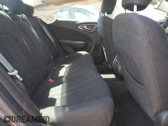 2015 Chrysler 200 Limited with VIN 1C3CCCAB6FN653373, listed as a Copart auction lot 51637675 with 191,098 mi miles and Salvage Title. Bid and sale history available at DreamBid. Image 10.
