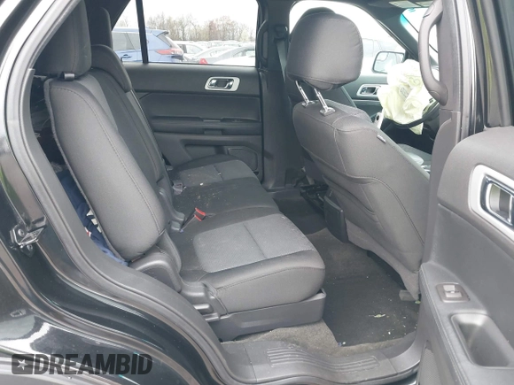 2014 Ford Explorer XLT with VIN 1FM5K8D86EGA67095, listed as a IAAI auction lot 41953602 with 122,930 mi miles and . Bid and sale history available at carsss.com. Image 8.