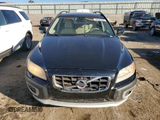 2010 Volvo XC70 3.2L with VIN YV4982BZ0A1086619, listed as a Copart auction lot 82308894 with 276,655 mi miles and Clean Title. Bid and sale history available at DreamBid. Image 5.