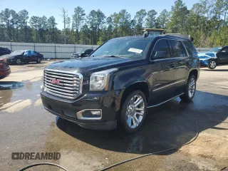 2017 GMC Yukon SLT z VIN 1GKS1BKC2HR395965, wystawiony jako Copart lot #48005455 z przebiegiem 111 744 mil mil oraz Szkoda całkowita • Salvage title. Historia ofert i sprzedaży dostępna na DreamBid. Obrazek 1.