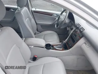 2003 Mercedes-Benz C 320 with VIN WDBRF64J83F345515, listed as a IAAI auction lot 42505646 with 186,819 mi miles and . Bid and sale history available at DreamBid. Image 5.