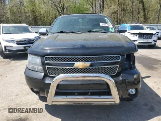 2013 Chevrolet Avalanche LTZ with VIN 3GNTKGE76DG223917, listed as a Copart auction lot 54207885 with 134,269 mi miles and Salvage title. Bid and sale history available at DreamBid. Image 5.