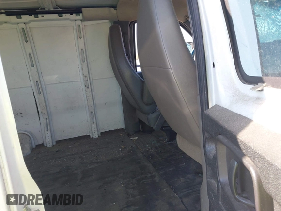 2011 Chevrolet Express Cargo Van with VIN 1GCWGGCA5B1112860, listed as a IAAI auction lot 41861159 with 533,977 mi miles. Bid and sale history available at carsss.com. Image 8.