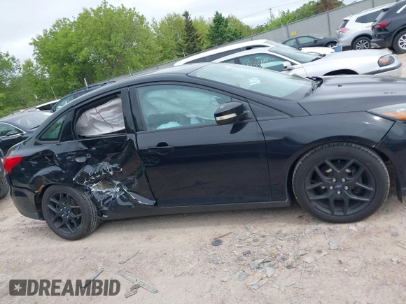 2016 Ford Focus SE с VIN 1FADP3F23GL244313, выставлен на аукционе IAAI как лот 42282622 с пробегом Не указан миль и . История ставок и продаж доступна на DreamBid. Изображение 13.