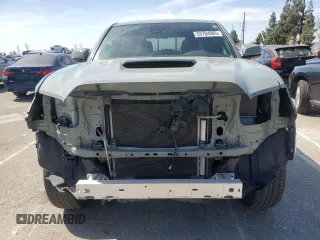 2022 Toyota Tacoma SR5 with VIN 3TMBZ5DN9NM033861, listed as a Copart auction lot 53704065 with 55,386 mi miles and Salvage title. Bid and sale history available at DreamBid. Image 5.