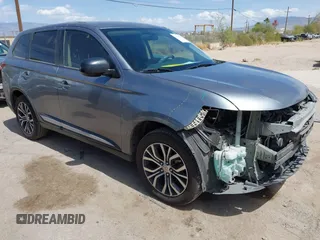 2018 Mitsubishi Outlander ES z VIN JA4AD2A3XJZ054698, wystawiony jako IAAI lot #41954226 z przebiegiem 128 976 mil mil oraz . Historia ofert i sprzedaży dostępna na DreamBid. Obrazek 1.