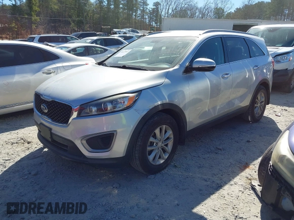 2016 Kia Sorento LX with VIN 5XYPG4A38GG022276, listed as a IAAI auction lot 41672907 with 201,417 mi miles. Bid and sale history available at carsss.com. Image 17.