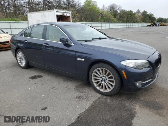 2011 BMW 5 Series 535i z VIN WBAFR7C52BC604471, wystawiony jako Copart lot #57076375 z przebiegiem 119 104 mil mil oraz Szkody całkowita. Historia ofert i sprzedaży dostępna na DreamBid. Obrazek 4.