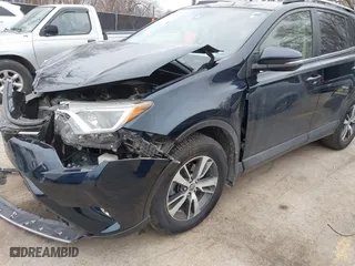 2017 Toyota RAV4 XLE with VIN JTMRFREV6HJ137349, listed as a IAAI auction lot 41542599 with 60,868 mi miles. Bid and sale history available at carsss.com. Image 18.
