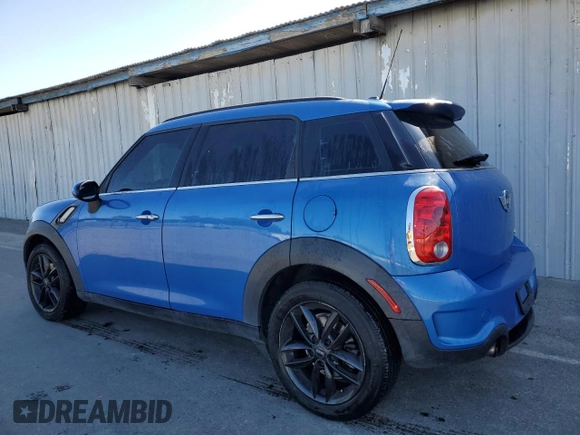 2013 MINI Countryman S with VIN WMWZC3C55DWP20904, listed as a Copart auction lot 57144355 with 136,621 mi miles and Clean title. Bid and sale history available at DreamBid. Image 2.