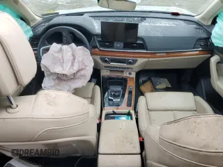 2021 Audi Q5 Prestige z VIN WA1CAAFY7M2097571, wystawiony jako Copart lot #53195445 z przebiegiem Nie podano mil oraz Szkoda całkowita • Salvage title. Historia ofert i sprzedaży dostępna na DreamBid. Obrazek 8.