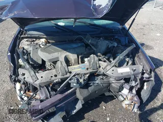 2007 Pontiac Grand Prix z VIN 2G2WP552371177822, wystawiony jako IAAI lot #41802854 z przebiegiem 105 913 mil mil oraz . Historia ofert i sprzedaży dostępna na DreamBid. Obrazek 10.