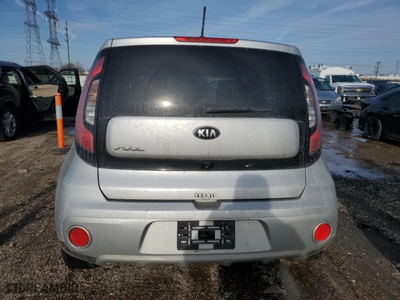 2019 Kia Soul + with VIN KNDJP3A5XK7648757, listed as a Copart auction lot 49701705 with 187,598 mi miles and Clean Title. Bid and sale history available at carsss.com. Image 6.
