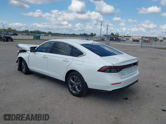 2024 Honda Accord EX с VIN 1HGCY1F37RA086803, выставлен на аукционе IAAI как лот 41507748 с пробегом 6 308 миль миль и . История ставок и продаж доступна на DreamBid. Изображение 3.