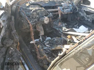 2008 Audi S6 z VIN WAUDN74F88N076782, wystawiony jako Copart lot #88370445 z przebiegiem Nie podano mil oraz Nie do naprawy. Historia ofert i sprzedaży dostępna na DreamBid. Obrazek 8.