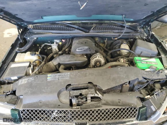 2005 Chevrolet Silverado 1500 LS with VIN 2GCEK13T951108186, listed as a Copart auction lot 46241485 with 203,975 mi miles and Non Repairable. Bid and sale history available at carsss.com. Image 11.