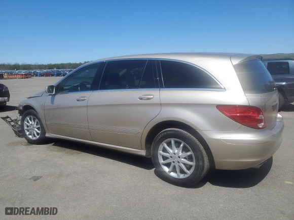 2006 Mercedes-Benz R-Class 5.0L with VIN 4JGCB75E96A015020, listed as a Copart auction lot 52927635 with 138,478 mi miles and Salvage Title. Bid and sale history available at carsss.com. Image 2.