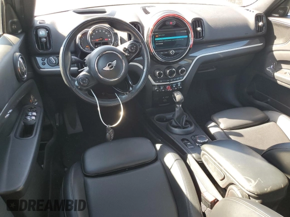 2018 MINI Countryman Cooper S with VIN WMZYT3C39J3E93214, listed as a Copart auction lot 77655444 with 101,401 mi miles and Salvage Title. Bid and sale history available at carsss.com. Image 8.