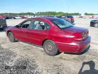 2007 Ford Taurus SE z VIN 1FAFP53U97A216487, wystawiony jako IAAI lot #42322956 z przebiegiem 169 743 mil mil oraz . Historia ofert i sprzedaży dostępna na DreamBid. Obrazek 3.