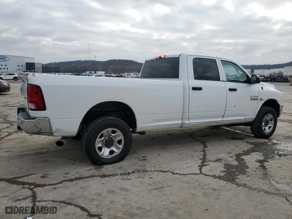 2018 Ram 2500 Tradesman with VIN 3C6UR5HL4JG347483, listed as a Copart auction lot 44563685 with 219,146 mi miles and Clean Title. Bid and sale history available at carsss.com. Image 3.