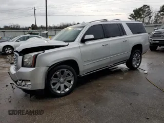 2019 GMC Yukon XL Denali with VIN 1GKS2HKJ6KR303603, listed as a Copart auction lot 45201225 with 0 mi miles and Salvage Title. Bid and sale history available at carsss.com. Image 1.