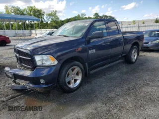 2018 Ram 1500 Express z VIN 1C6RR6FGXJS161182, wystawiony jako Copart lot #55596305 z przebiegiem 45 812 mil mil oraz Szkoda całkowita • Salvage title. Historia ofert i sprzedaży dostępna na DreamBid. Obrazek 1.