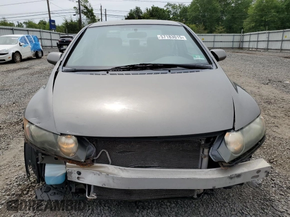 2008 Honda Civic LX z VIN 2HGFA16598H304128, wystawiony jako Copart lot #57183015 z przebiegiem 191 601 mil mil oraz Szkoda całkowita • Salvage title. Historia ofert i sprzedaży dostępna na DreamBid. Obrazek 5.