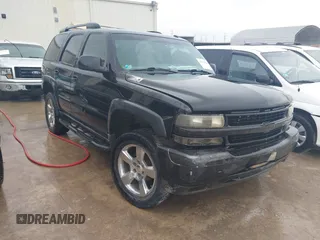 2002 Chevrolet Tahoe Z71 with VIN 1GNEK13Z92R278787, listed as a IAAI auction lot 41846808 with 200,981 mi miles. Bid and sale history available at carsss.com. Image 1.