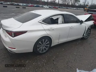 2019 Lexus ES 350 with VIN 58ABZ1B18KU030874, listed as a IAAI auction lot 41932280 with 71,235 mi miles and . Bid and sale history available at DreamBid. Image 4.