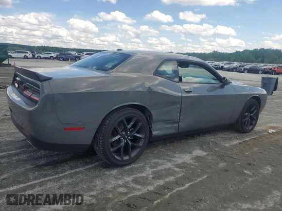2019 Dodge Challenger SXT z VIN 2C3CDZAG5KH604003, wystawiony jako Copart lot #56694895 z przebiegiem 63 409 mil mil oraz Szkoda całkowita • Salvage title. Historia ofert i sprzedaży dostępna na DreamBid. Obrazek 3.