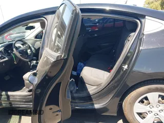 2018 Chevrolet Cruze LS with VIN 1G1BC5SM4J7201639, listed as a IAAI auction lot 42014785 with 119,416 mi miles and . Bid and sale history available at DreamBid. Image 8.