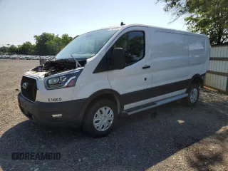 2023 Ford Transit Cargo with VIN 1FTBR1Y84PKA66581, listed as a Copart auction lot 62182335 with 19,897 mi miles and Clean title. Bid and sale history available at DreamBid. Image 1.