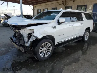 2022 GMC Yukon XL SLT with VIN 1GKS1GKD1NR220172, listed as a Copart auction lot 52760325 with 55,985 mi miles and Salvage Title. Bid and sale history available at carsss.com. Image 1.