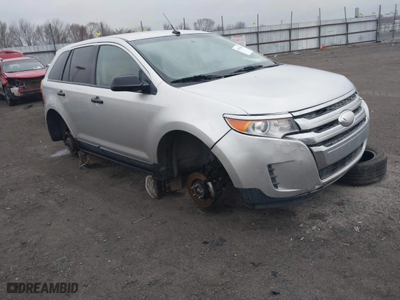 2013 Ford Edge SE with VIN 2FMDK3G98DBB46289, listed as a IAAI auction lot 41701442 with 189,051 mi miles. Bid and sale history available at carsss.com. Image 1.