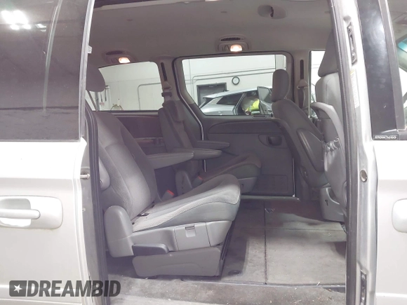 2005 Dodge Caravan SXT with VIN 2D4GP44L35R316403, listed as a IAAI auction lot 42375328 with 179,299 mi miles and . Bid and sale history available at DreamBid. Image 8.