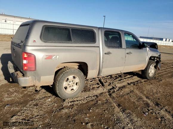 2013 Chevrolet Silverado 1500 LT with VIN 3GCPKSE7XDG148264, listed as a Copart auction lot 47827305 with 317,142 mi miles and Salvage Title. Bid and sale history available at carsss.com. Image 3.