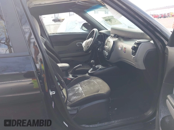 2019 Kia Soul with VIN KNDJN2A22K7685873, listed as a IAAI auction lot 41947273 with 58,560 mi miles and . Bid and sale history available at DreamBid. Image 5.