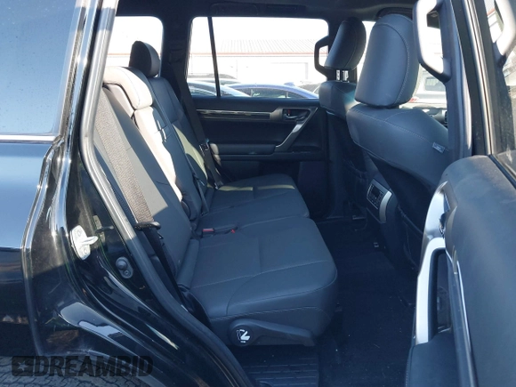 2020 Lexus GX 460 Premium z VIN JTJAM7BX0L5256607, wystawiony jako IAAI lot #41408942 z przebiegiem 43 539 mil mil oraz . Historia ofert i sprzedaży dostępna na DreamBid. Obrazek 8.