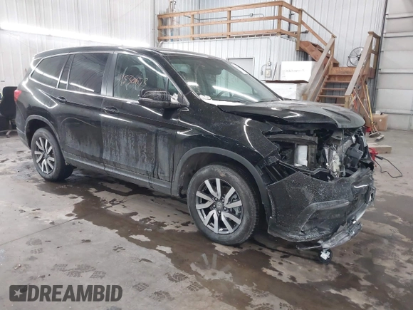 2021 Honda Pilot EX-L with VIN 5FNYF6H50MB092898, listed as a IAAI auction lot 41530673 with 28,505 mi miles. Bid and sale history available at carsss.com. Image 1.