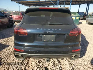 2016 Porsche Cayenne z VIN WP1AA2A27GLA08049, wystawiony jako Copart lot #87113884 z przebiegiem 125 603 mil mil oraz Szkoda całkowita • Salvage title. Historia ofert i sprzedaży dostępna na DreamBid. Obrazek 6.