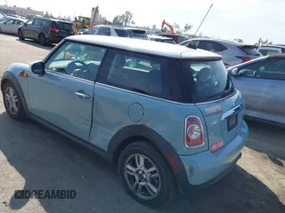 2012 MINI Hardtop with VIN WMWSU3C57CT262510, listed as a IAAI auction lot 41611853 with 77,193 mi miles and . Bid and sale history available at DreamBid. Image 3.