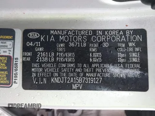 2011 Kia Soul with VIN KNDJT2A15B7319127, listed as a IAAI auction lot 41899511 with 210,660 mi miles. Bid and sale history available at carsss.com. Image 9.