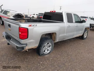 2018 Chevrolet Silverado 1500 LT with VIN 1GCVKREC6JZ379641, listed as a IAAI auction lot 41915555 with 167,472 mi miles. Bid and sale history available at carsss.com. Image 4.