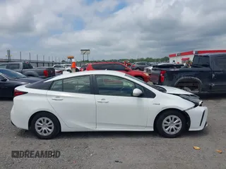 2022 Toyota Prius L Eco with VIN JTDKAMFU2N3181924, listed as a IAAI auction lot 42716012 with 177,658 mi miles and . Bid and sale history available at DreamBid. Image 13.
