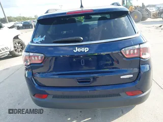 2020 Jeep Compass Latitude w/Sun/Safety Pkg with VIN 3C4NJCBB1LT224727, listed as a IAAI auction lot 41683813 with 36,107 mi miles. Bid and sale history available at carsss.com. Image 16.