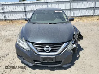 2017 Nissan Altima SR with VIN 1N4AL3AP6HN338788, listed as a Copart auction lot 61636315 with 122,839 mi miles and Salvage title. Bid and sale history available at DreamBid. Image 5.