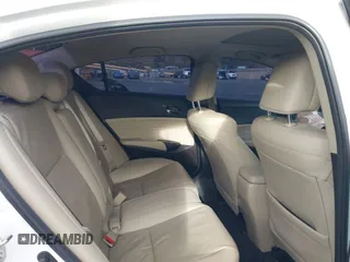 2017 Acura ILX Premium z VIN 19UDE2F73HA002562, wystawiony jako IAAI lot #41774586 z przebiegiem 147 303 mil mil oraz . Historia ofert i sprzedaży dostępna na DreamBid. Obrazek 8.