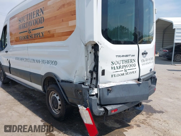2018 Ford Transit with VIN 1FTYR2CM4JKA25671, listed as a IAAI auction lot 42086863 with 318,045 mi miles. Bid and sale history available at carsss.com. Image 6.